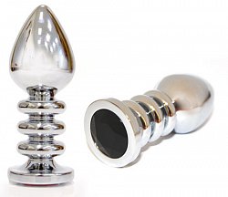Анальная втулка Silver Plug серебристая рельефная с черным кристаллом